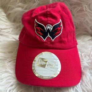 Washington Capitals with Embroidered Winged Logo Hat